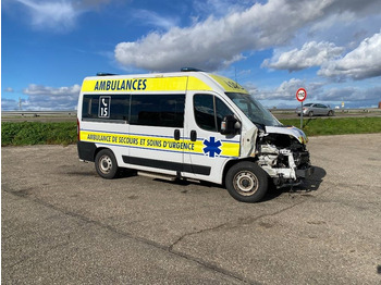 Ambulance Fiat LES DAUPHINS/DUCATO TORINO 2.3M-Jet 160 endommagée: photos 3