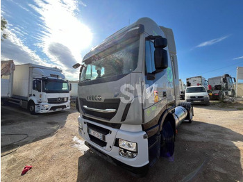 Tracteur routier IVECO