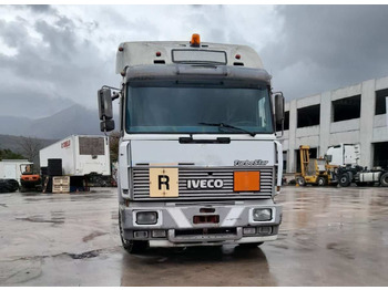 Tracteur routier IVECO