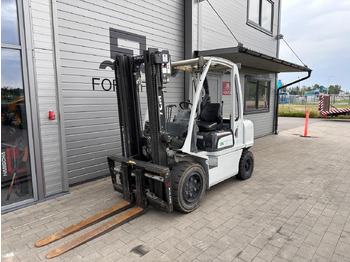 Chariot élévateur diesel UNICARRIERS