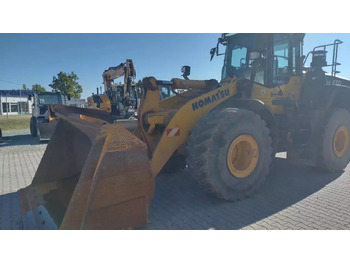 Chargeuse sur pneus KOMATSU WA470-8
