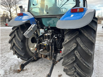 Tracteur agricole New Holland T 5070 Dismantled. Only spare parts: photos 4