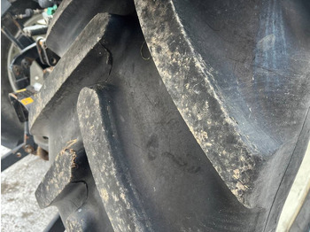 Tracteur agricole New Holland T 5070 Dismantled. Only spare parts: photos 5