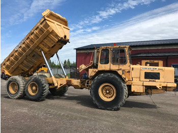 Tombereau articulé VOLVO