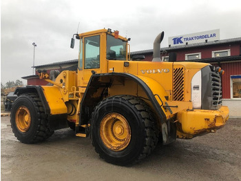 Chargeuse sur pneus VOLVO L220E