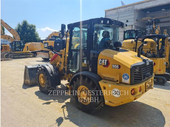 Chargeuse sur pneus CAT 906-14: photos 4