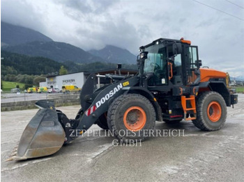 Chargeuse sur pneus DOOSAN DL250