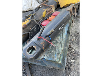 Vérin hydraulique JCB