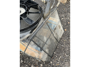 Ventilateur pour Machine agricole John Deere 3420 - chłodnica wentylator AL163357: photos 4 Ventilateur pour Machine agricole John Deere 3420 - chłodnica wentylator AL163357: photos 4