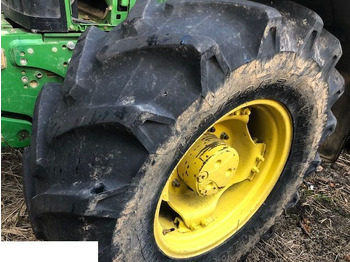 Roue complète pour Machine agricole John Deere - Koło Felga 420/70 R24 Koło 520/70 R38: photos 2