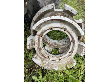 Pneus et jantes MASSEY FERGUSON