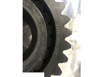Boîte de vitesse et pièces pour Machine agricole Satelita zf4474352179: photos 2