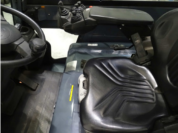 Chariot élévateur électrique Toyota 8FBMT30: photos 3
