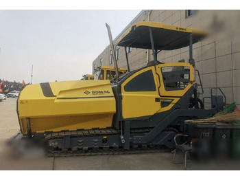 Finisseur BOMAG