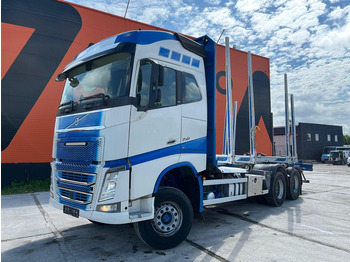 Camion grumier VOLVO FH16 750
