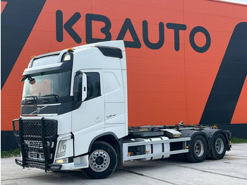 Camion ampliroll VOLVO FH 540