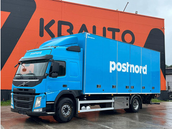 Camion fourgon VOLVO FM 330