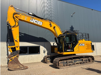 Pelle sur chenille JCB 220X