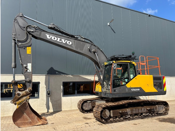 Pelle sur chenille VOLVO EC220EL