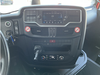 Tracteur routier Iveco S-Way AT 420 / Full LED / 569 dkm / 2 Tanks / 2 Fridge / APK TUV 03-26: photos 5