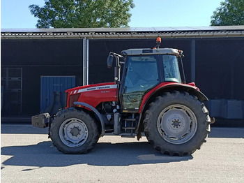Tracteur agricole MASSEY FERGUSON 6470