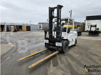 Chariot élévateur diesel HYSTER