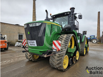 Tracteur à chenilles JOHN DEERE