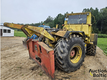Tracteur agricole T-157K: photos 3 Tracteur agricole T-157K: photos 3