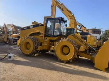 Chargeuse compacte sur chenilles CATERPILLAR 826G: photos 2