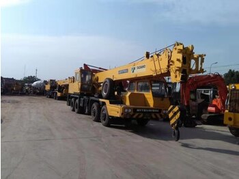 Grue TADANO TL-300E