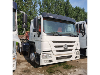 Tracteur routier HOWO 6x4 371hp tractor: photos 3