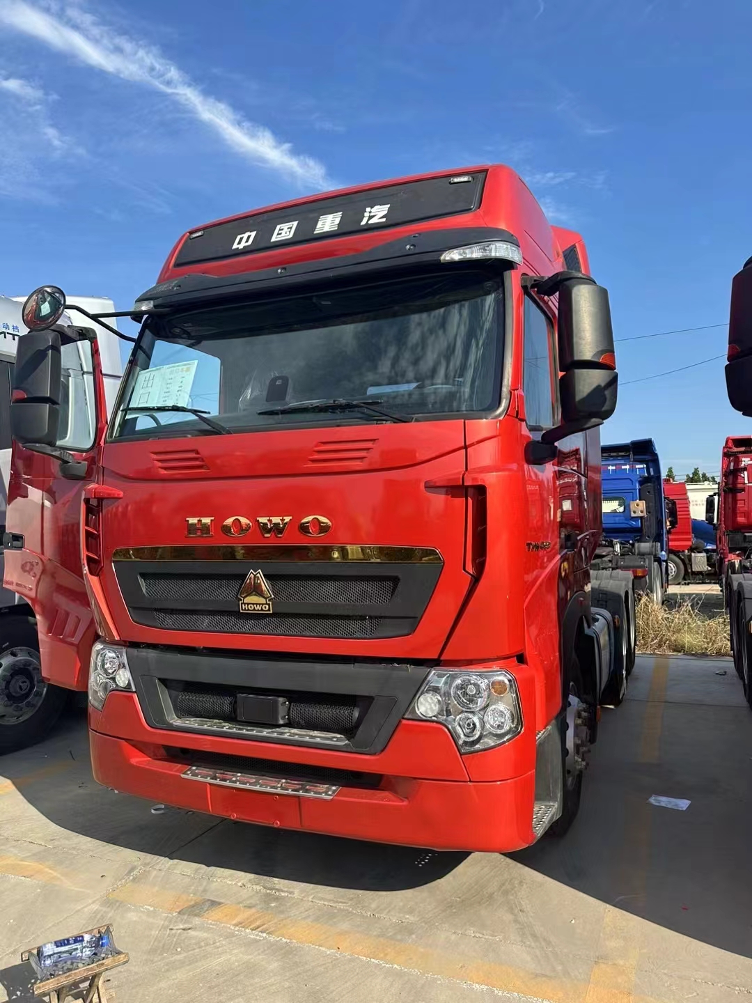 Tracteur routier SINOTRUK HOWO