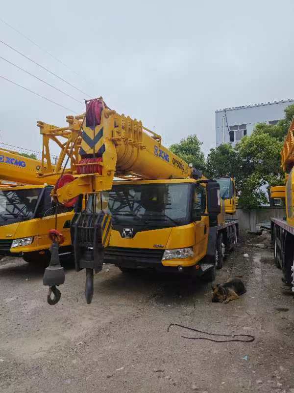 Grue XCMG QY50KC