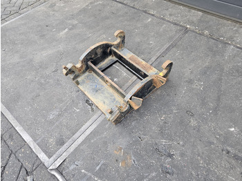Attache rapide pour Engins de chantier kopplaat verachtert eurosteel cw 30 cw40 kopplaat adaptorplate: photos 2