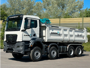 Camion benne MAN TGS