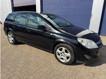 Voiture OPEL