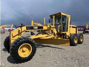 Niveleuse CATERPILLAR 140H