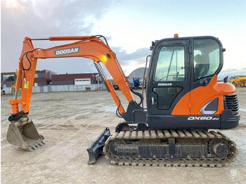 Mini pelle Doosan DX 60 C: photos 2