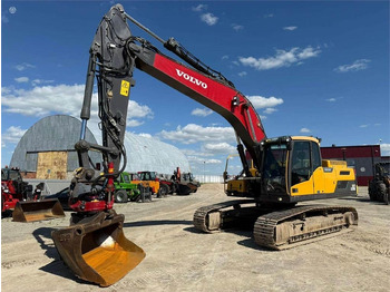 Pelle sur chenille VOLVO EC250DL