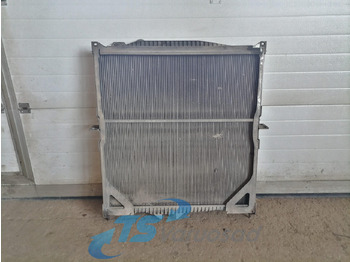 Radiateur pour Camion Volvo Cooling radiator 20722440: photos 2