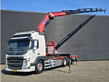 Camion plateau VOLVO FM 500