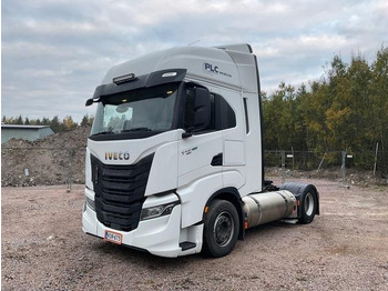 Tracteur routier IVECO S-WAY