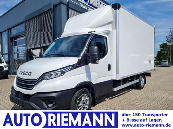 Fourgon grand volume IVECO Daily 35s18
