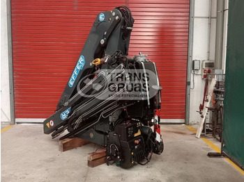 Grue auxiliaire EFFER