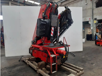 Grue auxiliaire FASSI