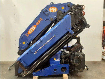 Grue auxiliaire PM