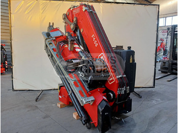 Grue auxiliaire FASSI