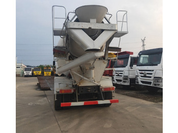 Camion malaxeur Howo ZZ1257N4347C1: photos 5