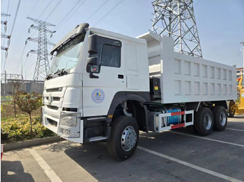 Camion benne SINOTRUK HOWO