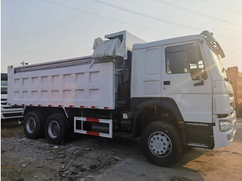 Camion benne SINOTRUK HOWO